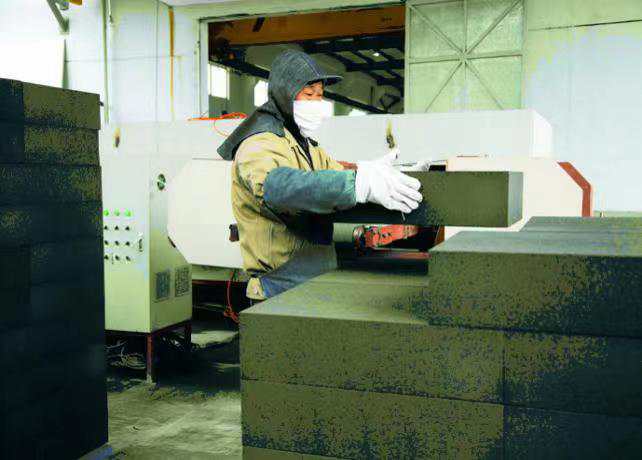 玻璃鋼保溫板有幾種材料