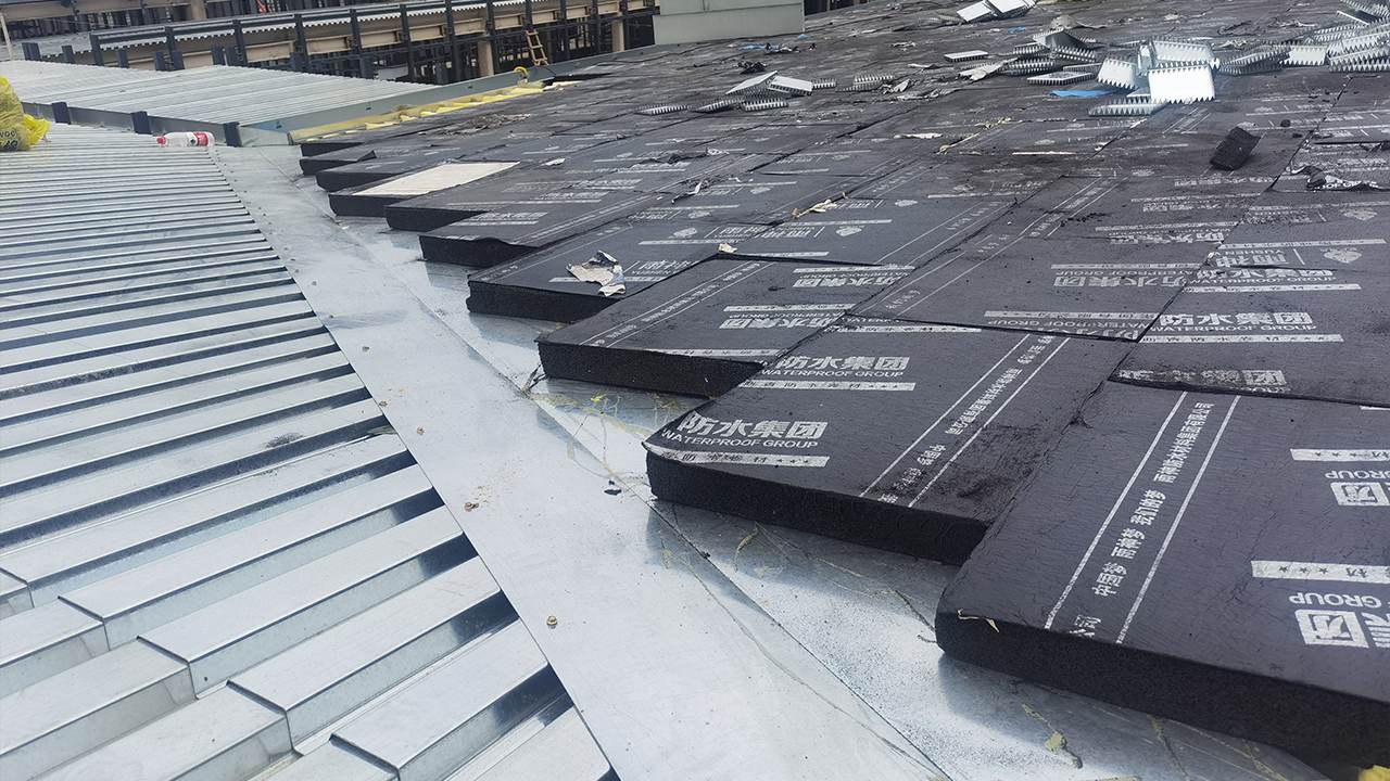 金屬屋面泡沫玻璃保溫板