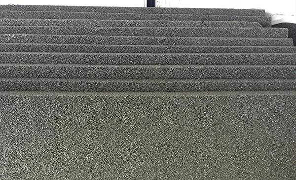 外墻保溫材料泡沫玻璃板與擠塑板哪個(gè)好